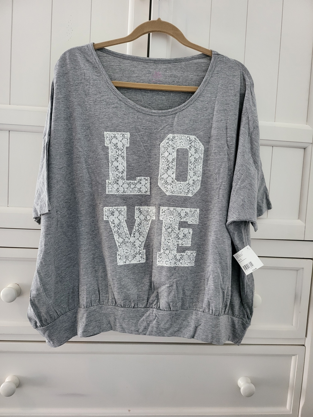Grey 'LOVE' Lace-Accent Women's Top, L, NWT